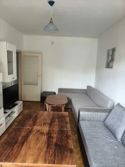 Wynajmę mieszkanie pokój z kuchnią 36,6 m2 KRAKÓW NOWA HUTA os. UROCZE dostępne od zaraz - miniatura 5
