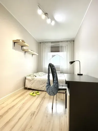 Mieszkanie z 3 oddzielnymi sypialniami na ul. Myśliwskie Wzgórze - miniatura 5