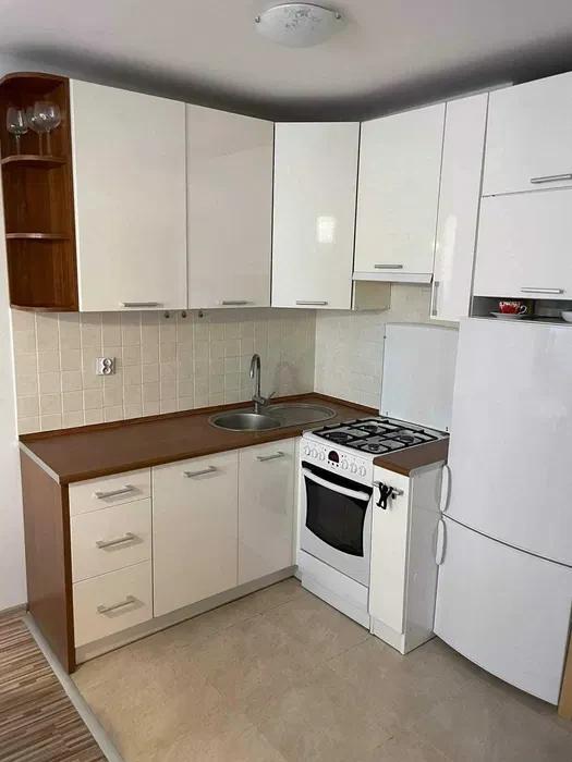 ul. Pereca 2, 27 m.kw. najem - 1/5