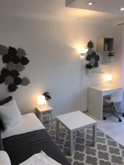Wynajmę piękną kawalerkę - miniatura 4