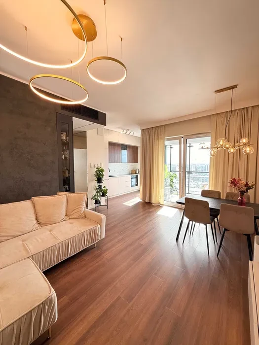 Apartament na Bliskiej Woli, Panoramiczny widok z 17 piętra, wykończenie premium - 1/8