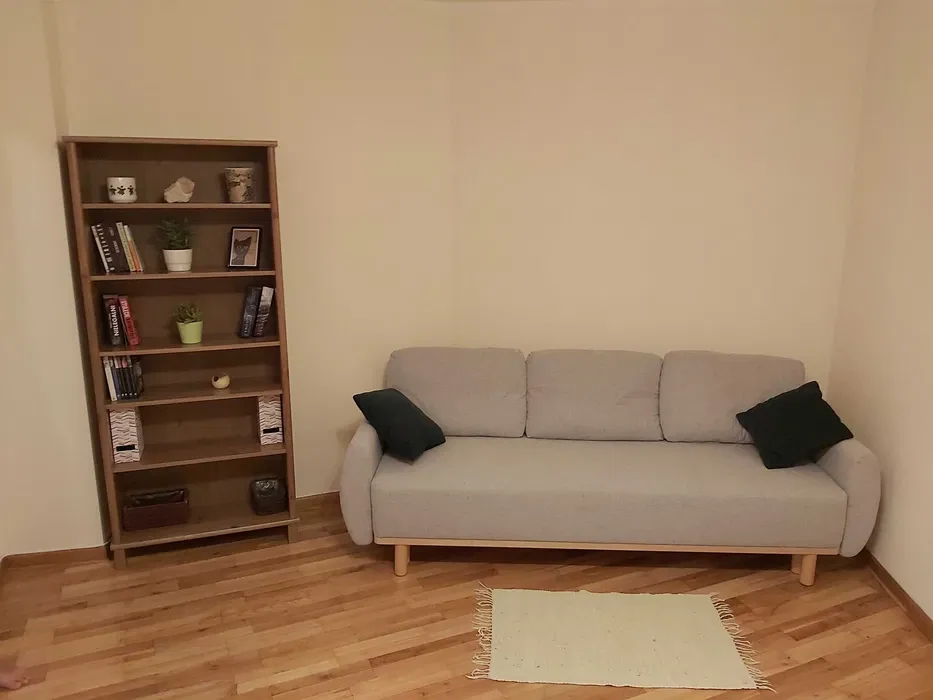 Słoneczna kawalerka 28m2 - świetnie skomunikowana - 1/7