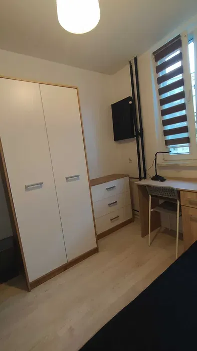 Wynajmę Pokój Jednoosobowy Ul. Zegadłowicza we Wrocławiu - miniatura 4
