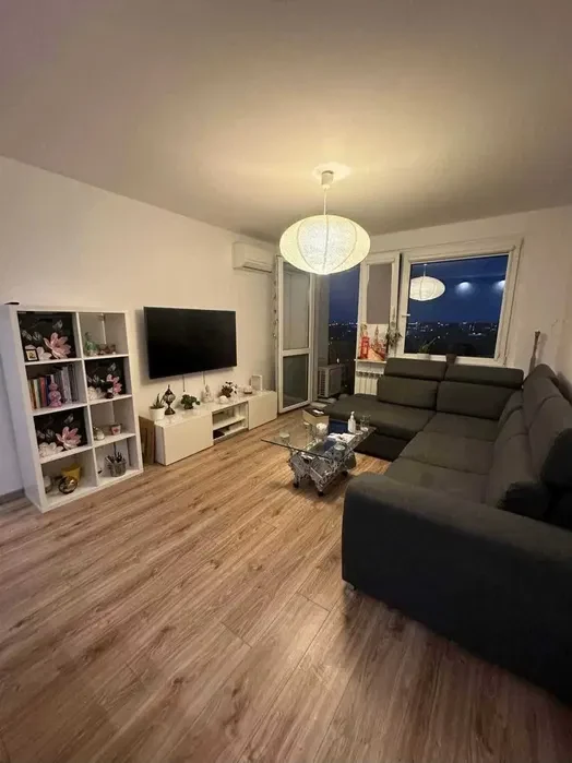 2 pokoje | 44 m² | Mokotów | Metro Wilanowska | Balkon | Parking - 1/8