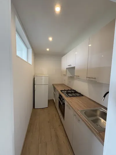 Wynajmę 3 pokojwe mieszkanie Katowice - miniatura 4