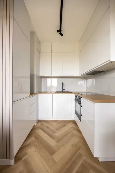 Nowa Praga-33m2-2 pokoje-NOWE-garaż-obok Akademia Leona Koźmińskiego - miniatura 3