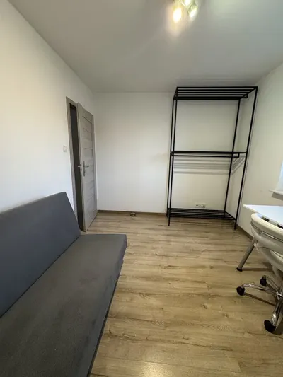 Nowoczesne mieszkanie 2 pokoje i salon z aneksem kuchennym, 54,5m2, ulica Nowowarszawska 130. - miniatura 4
