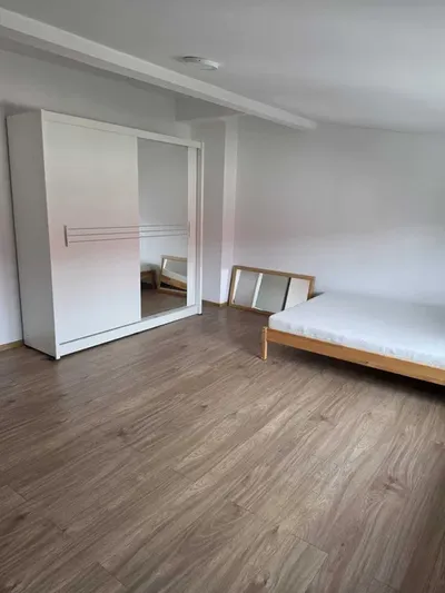 Wynajem mieszkania - miniatura 4