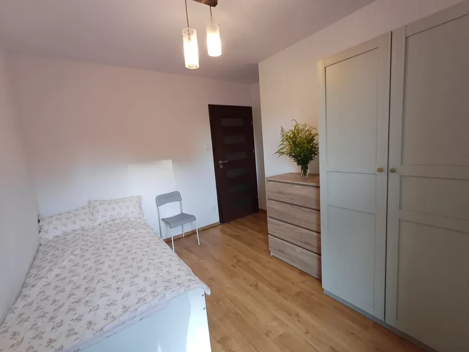 Pokój jednoosobowy Piltza Ruczaj Czerwone Maki - 1/4