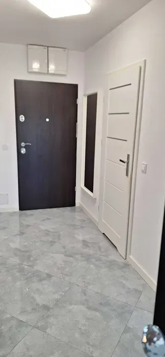 Wynajmę Mieszkanie we Wrocławiu 40m2 z tarasem i klimatyzacja Lipa Piotrowska ul Gorczycowa - miniatura 2