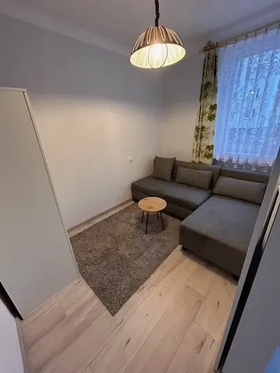 Centrum Sosnowca 2 pokoje do wynajęcia z bakonem - miniatura 2