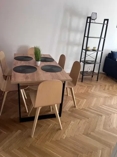 Wynajme dwupokojowe mieszkanie na Dąbrowie kolo Parku Podolskiego - miniatura 2