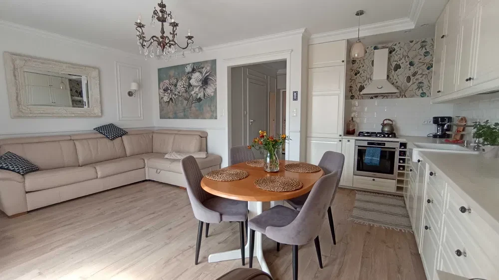 Wyjątkowe, dwupoziomowe mieszkanie 3 pokoje i garderoba, 80 m² z klimatyzacją i windą - 1/8