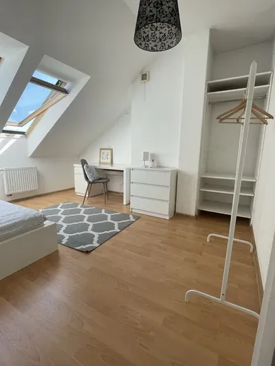 Pokój do wynajęcia, przestronne mieszkanie w samym centrum Gliwic - miniatura 2