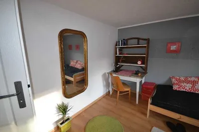 stancja przytulny pokój dla dziewczyny w Orłowie - miniatura 3