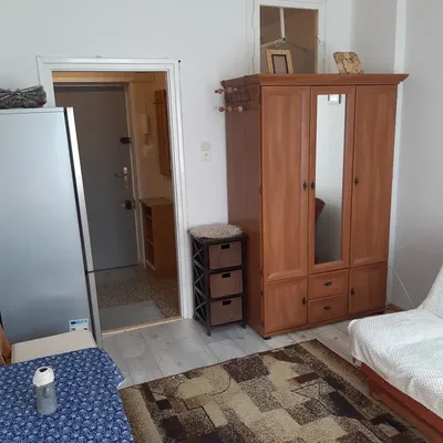 Właściciel wynajmie garsonierę umeblowaną o pow. 17 m2 na Oś. Szkoln