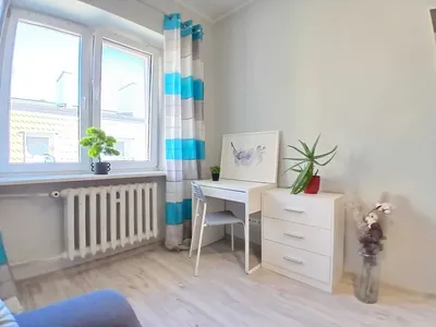 Duży pokój w kameralnym mieszkaniu, pl. Rodła - miniatura 2