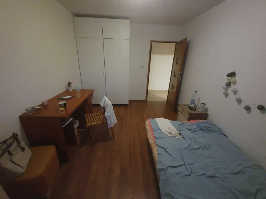 Pokój w mieszkaniu 3 pokojowym dla studentów, młodych - 1/7