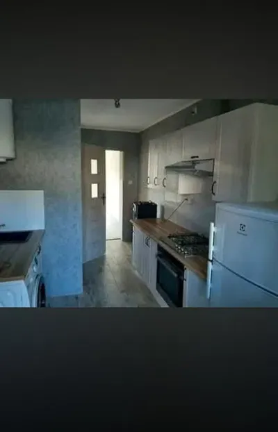 Wynajmę kawalerkę REZERWACJA - miniatura 3