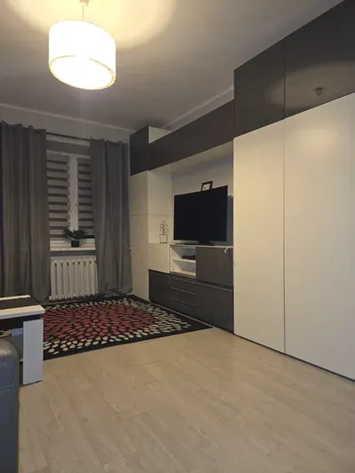 Mieszkanie na wynajem Kraków ul. Bulwarowa /Wojciechowskiego - miniatura 3