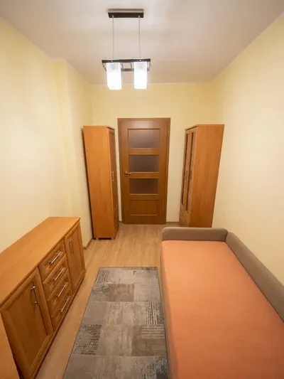 Wynajem pokoju — Osiedle Generałów - miniatura 4
