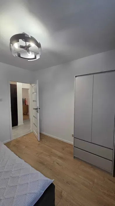 Warszawa, Mokotów, Piaseczyńska 122, dwa pokoje, oddzielna kuchnia - 46m2 - miniatura 4