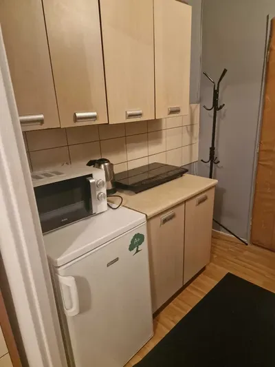 Przytulna kawalerka dla studenta/ki - miniatura 5