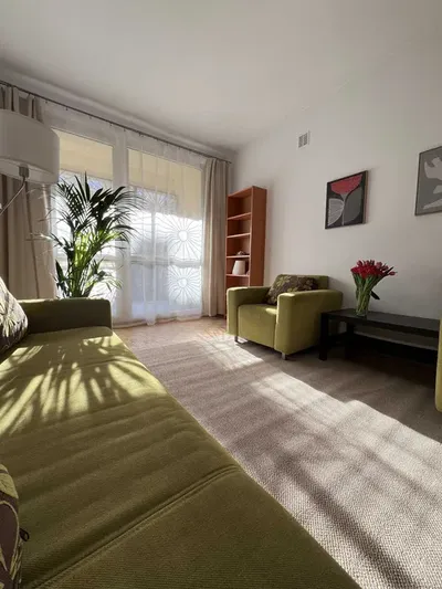 2-pokojowe mieszkanie, jasne, przestronne, oddzielna kuchnia, 52m2, ul. Nasielska - miniatura 2