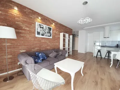 Mieszkanie do wynajęcia z balkonem 400m od Starego Rynku, parking, nowa kuchnia