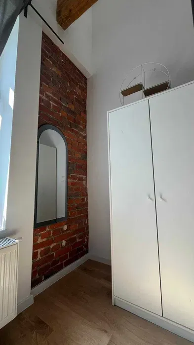 (21) Wynajmę bezpośrednio kawalerkę z antresolą przy ul. Słowiańskiej - miniatura 4