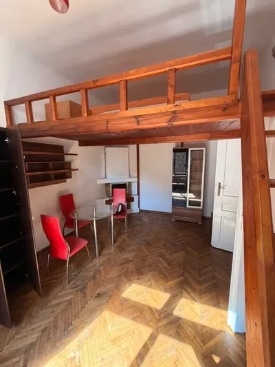 Wynajmę przytulną kawalerkę w samym sercu Krakowa - miniatura 2