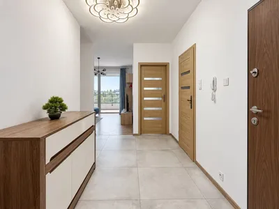 3 sypialni | 2 miejsca w garażu | Zwierzęta tak | Garderoba - miniatura 3
