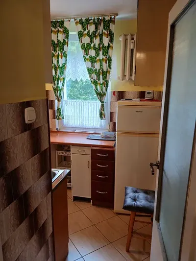 Mieszkanie na wynajem 48 m2. z balkonem, piwnicą oraz miejscem postojowym. - miniatura 4