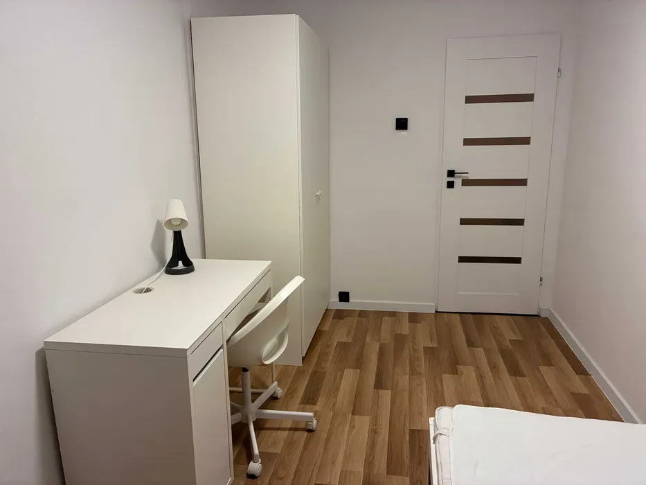 Pokój na wynajem. ŁÓDŹ Fabryczna - 1/4