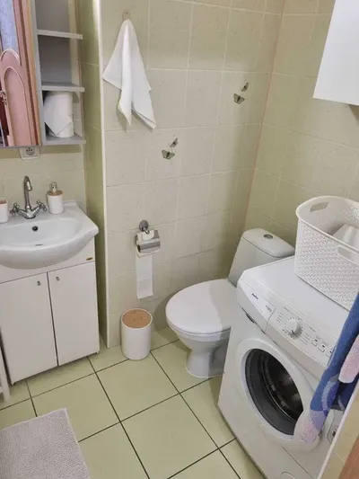 Dwupokojowe mieszkanie do wynajęcia, os Hutnicze. - miniatura 4