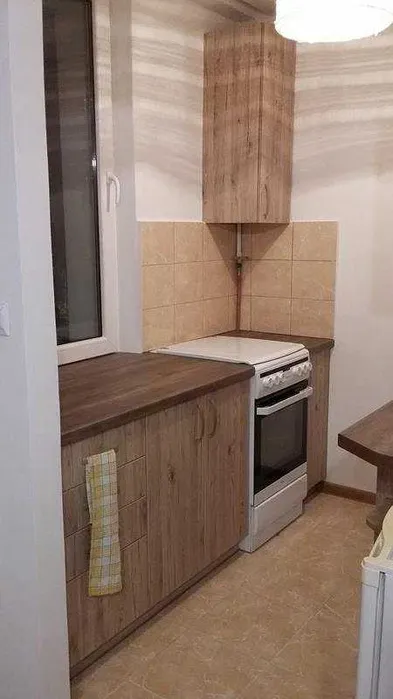 Wynajem kawalerka 27 m2 Al.St.Zjednoczonych - miniatura 3