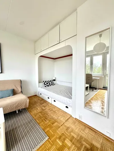 KAWALERKA z osobną kuchnią i pięknym widokiem + piwnica - Wilanów-Sadyba 28 m² - od 01.12.2026- English friendly - miniatura 3