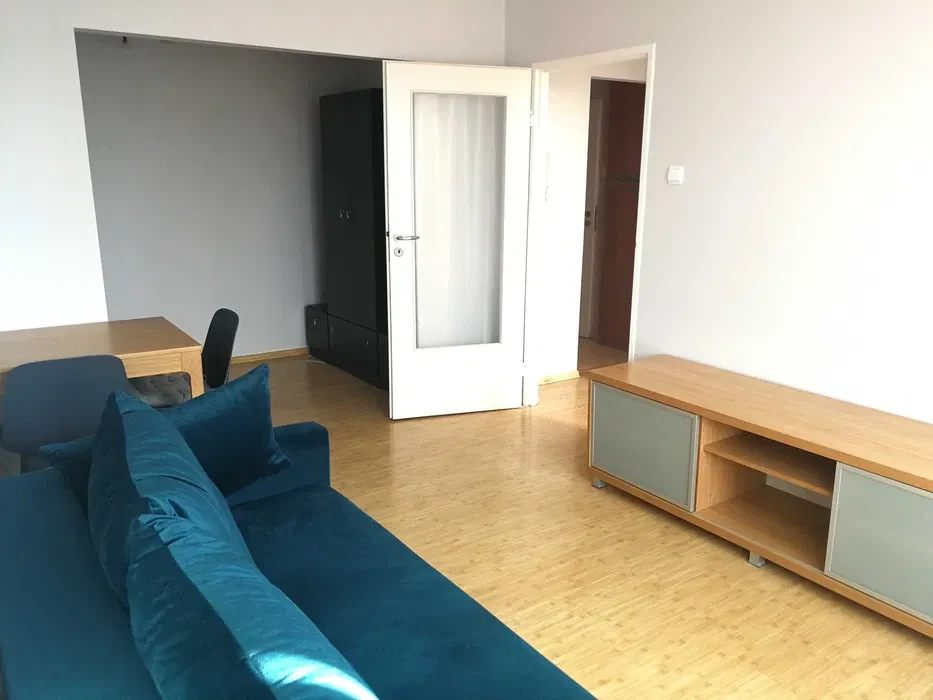 Do wynajęcia kawalerka 29m, os. Niepodległości (Bieńczyce), dostępne od października - 1/6