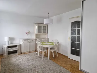 Okazja Kawalerka w doskonałej lokalizacji bez prowizji - miniatura 2