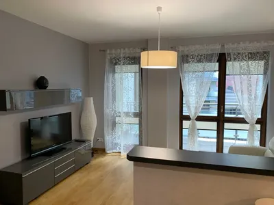 Mieszkanie 2 pokojowe do wynajęcia (Giełdowa 4 Warszawa) - miniatura 2