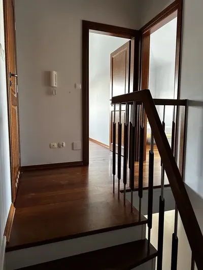 Do wynajecia Tarchomin Ceramiczna, dwa poziomy, 5 pokoi, 2 lazienki, garaż - miniatura 5