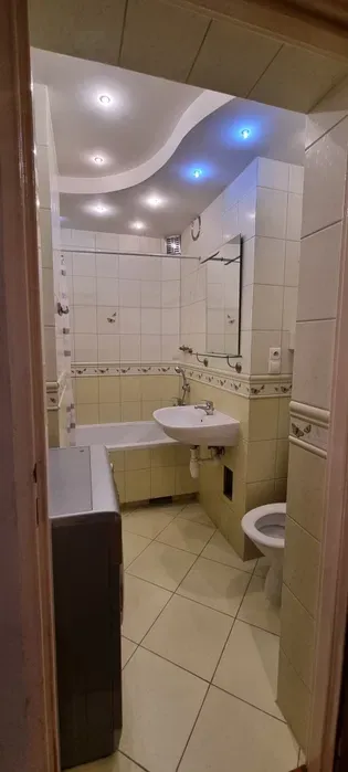 Kawalerka do wynajęcia ul Czarniwiejska 41