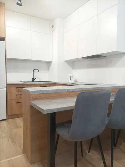 2 pokojowe mieszkanie - 32,5 mkw, ul. Banacha w Krakowie, miejsce postojowe w garażu - miniatura 4