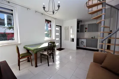 2-pok 40m2 Praga-Południe w oficynie , meble, agd - miniatura 5