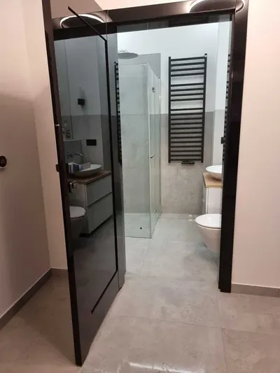 Duże studio Hanza Tower do wynajęcia - miniatura 5