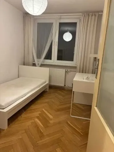 3 niezależne pokoje, 51 m², Śródmieście, umeblowane, balkon - miniatura 3