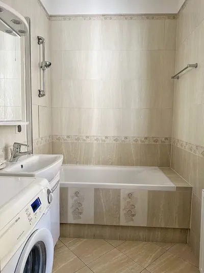 Trzypokojowe mieszkanie, 82m2 przy ul. Rudzkiej na pograniczu Żoliborza i Bielan - miniatura 4