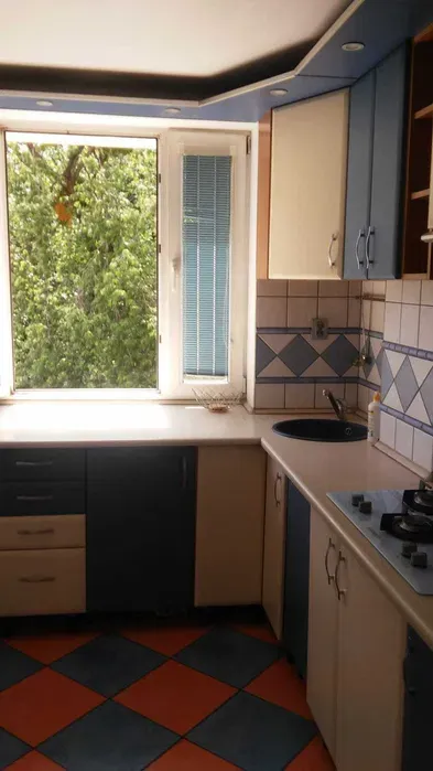 Elegancka kawalerka w centrum miasta 25m2 - miniatura 2