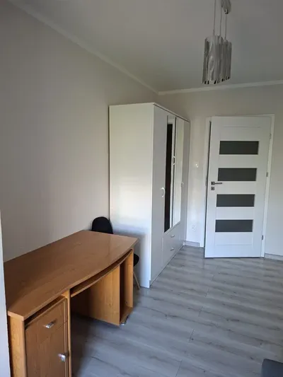 Wynajmę pokój os. Młodych - miniatura 2