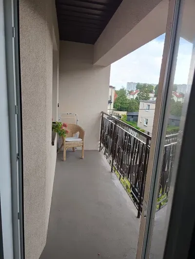 Wynajmę mieszkanie BEZCZYNSZOWE 2600 zł - miniatura 3